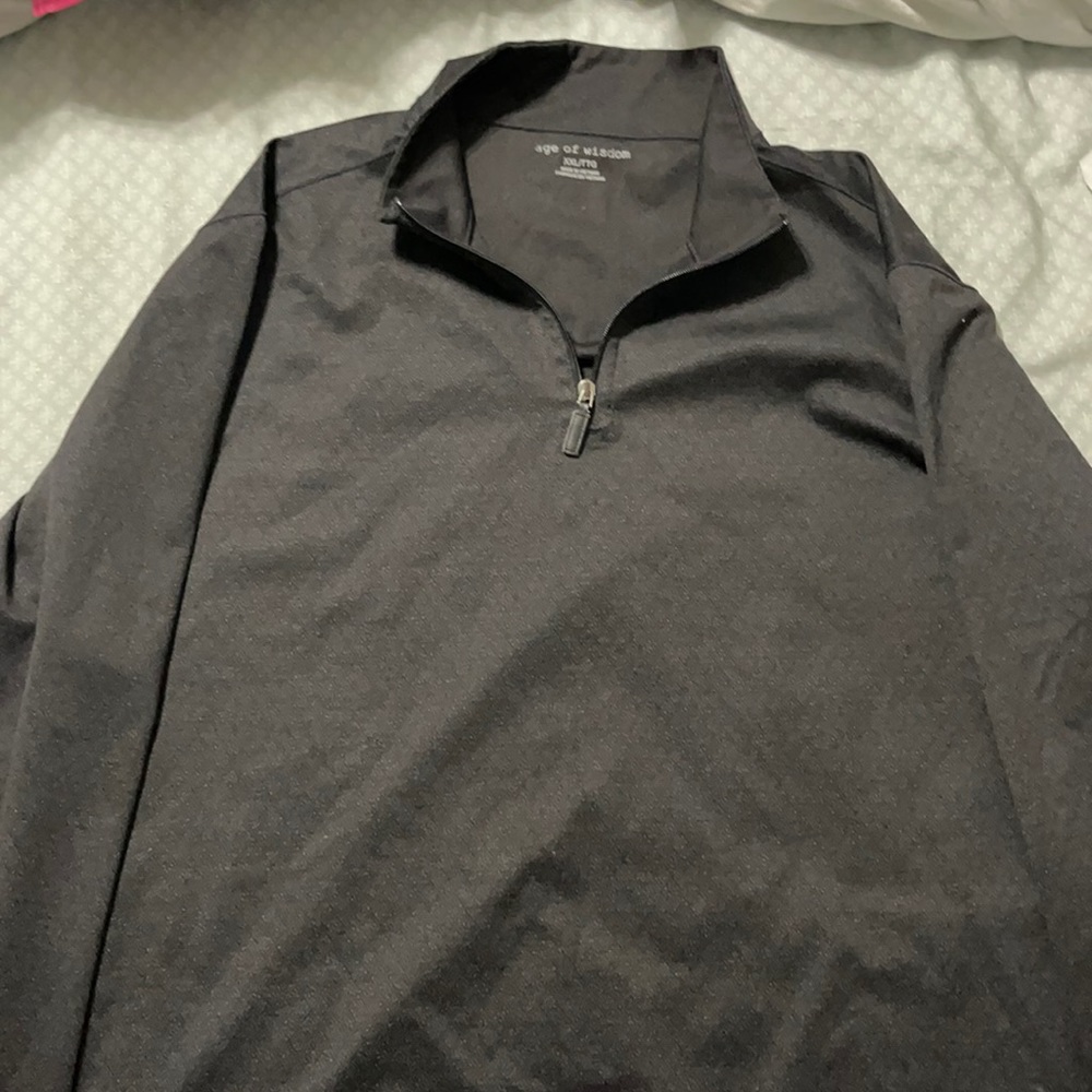 Age of wisdom-matte black quarter zip up pull over